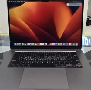 New Laptop Apple MacBook Air 2022 M2 8GB Apple M2 SSD 256GB