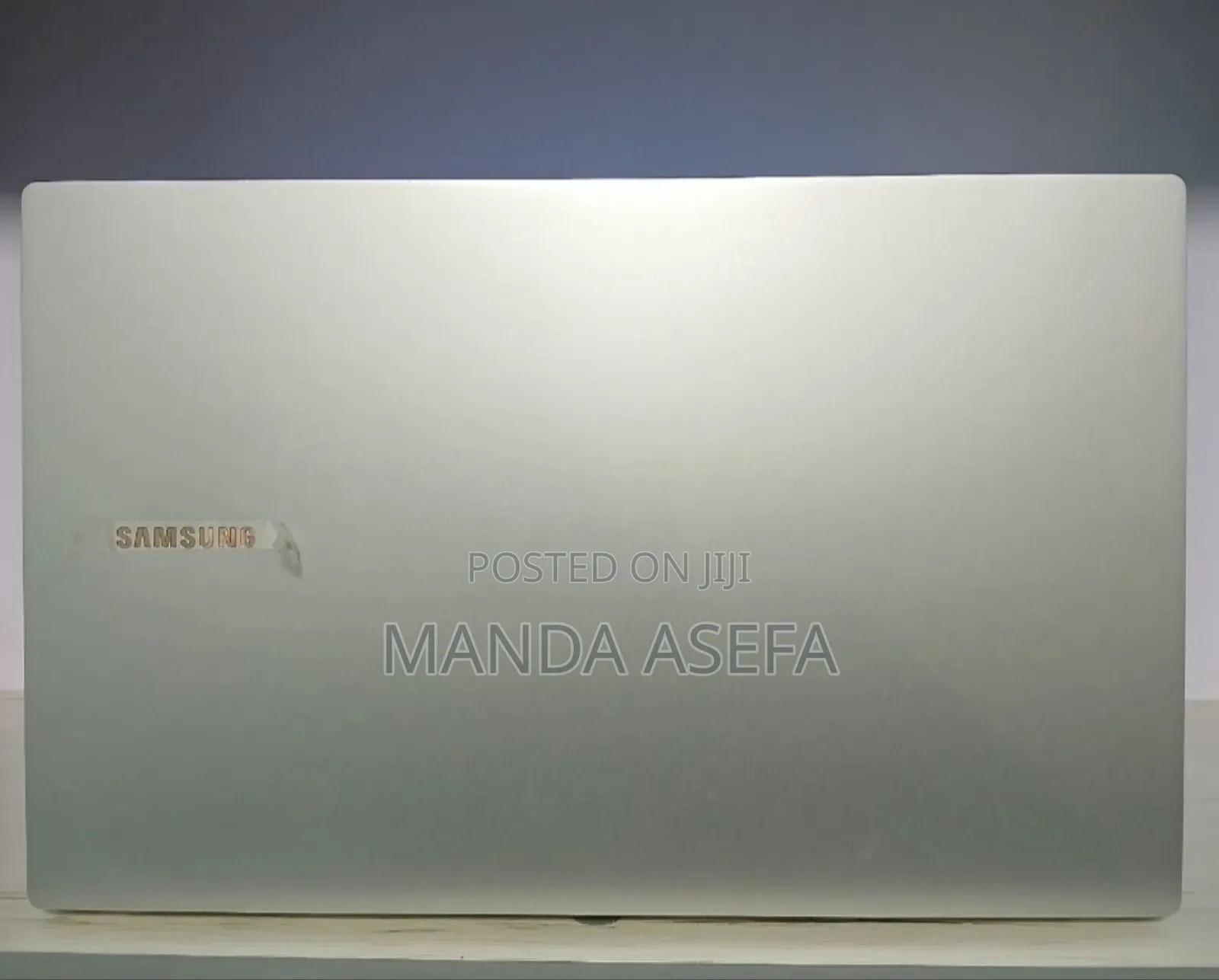 New Laptop Samsung 8GB Intel Core I5 SSD 256GB