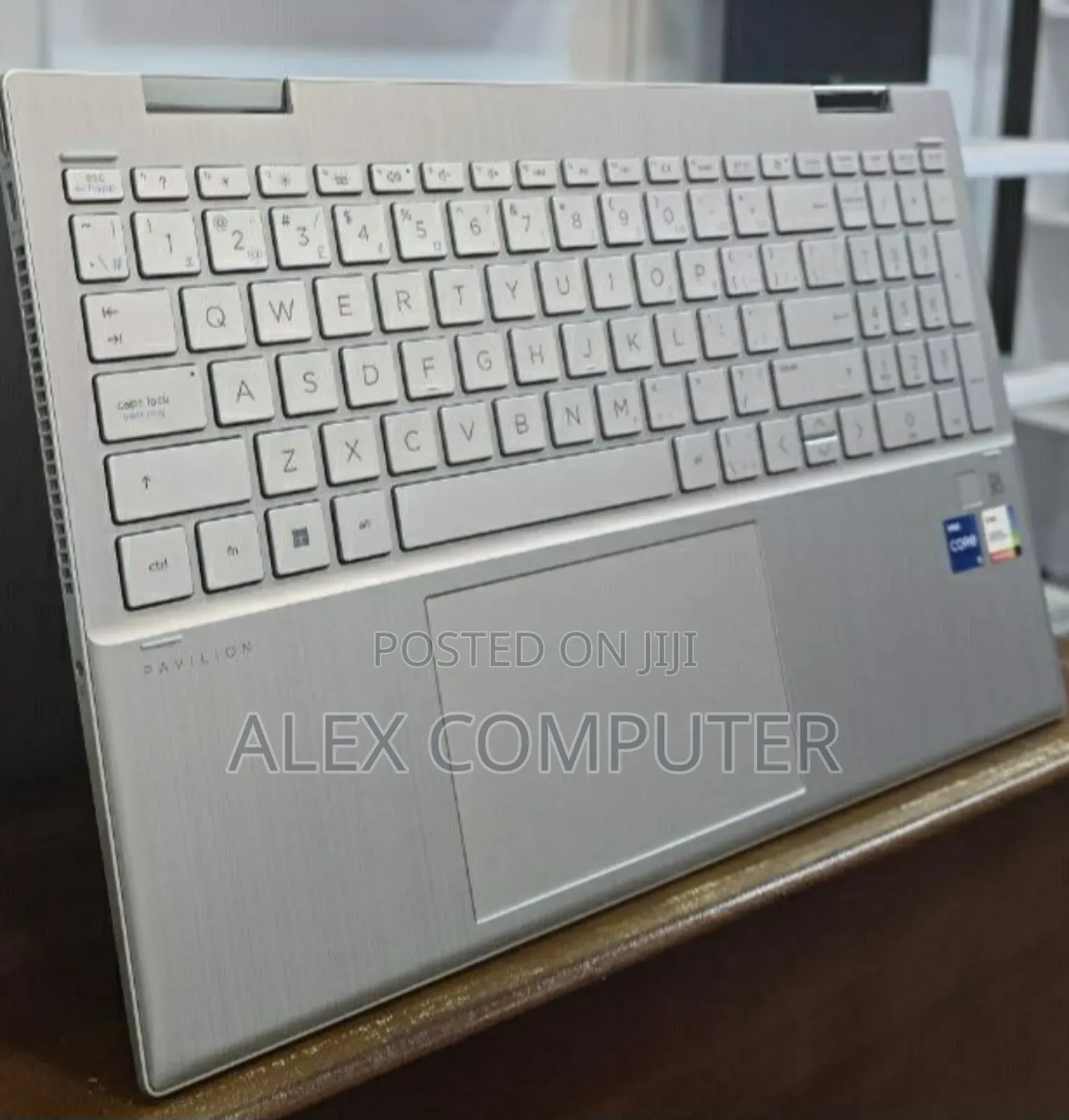 New Laptop HP Pavilion 15 8GB Intel Core I5 SSD 512GB