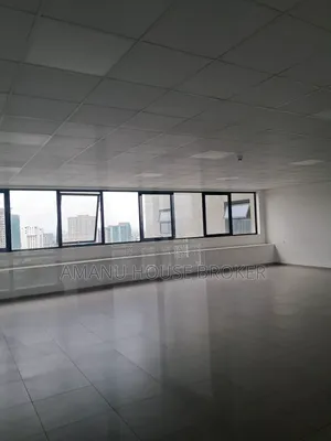 Office for Urgent Rent in Hyatt Regency Hotel Area 420sqm