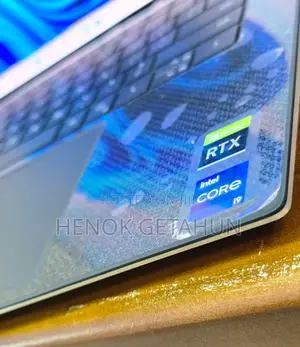 New Laptop Dell XPS 13 32GB Intel Core I9 SSD 2T