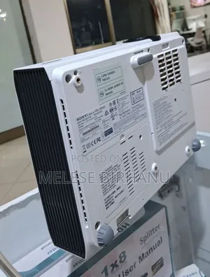 New Sony Dx 102 Projector