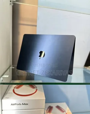 New Laptop Apple MacBook Air 2022 M2 8GB Intel Core I5 SSD 256GB