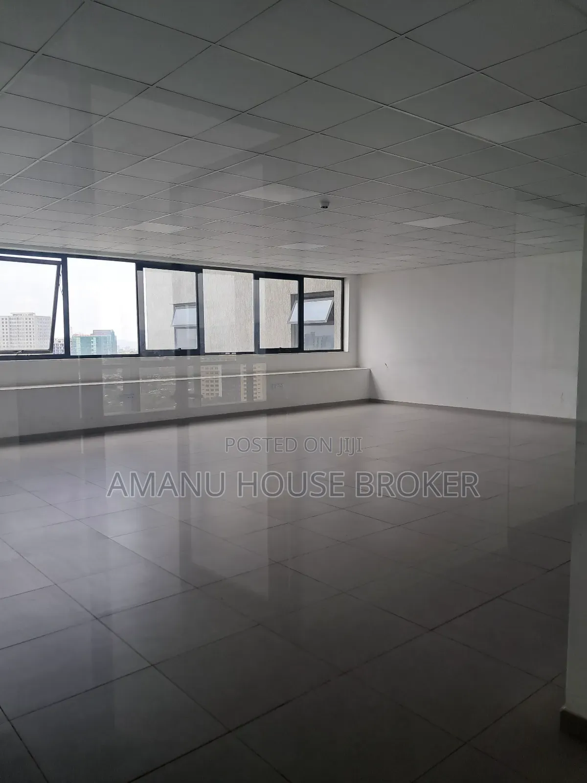 Office For Urgent Rent In Beh.Jupeter Hote Hotel Area 800sqm