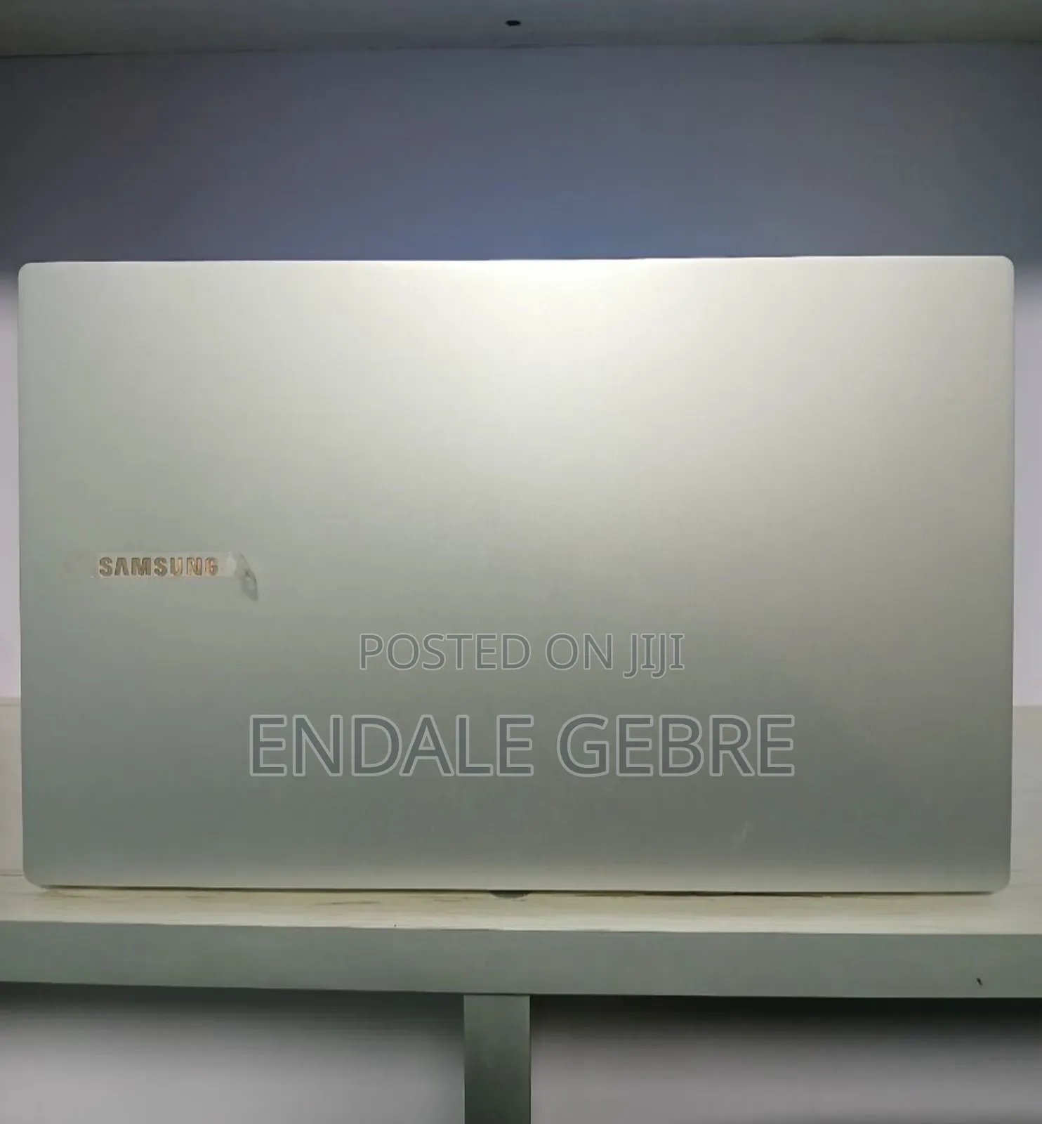 New Laptop Asus VivoBook 15 X505BA 8GB Intel Core I5 SSD 256GB