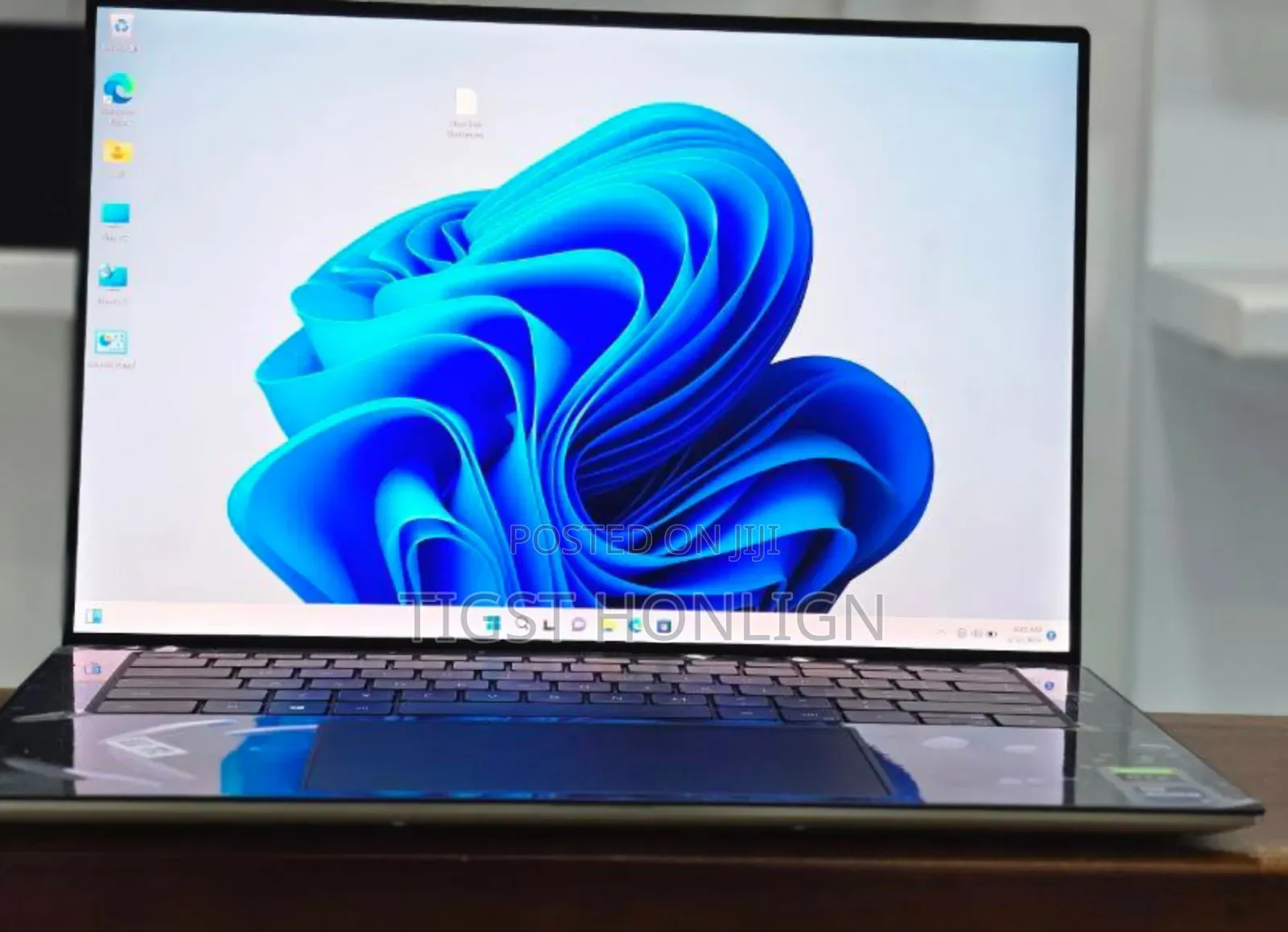 New Laptop Dell XPS 15 32GB Intel Core I9 SSD 2T