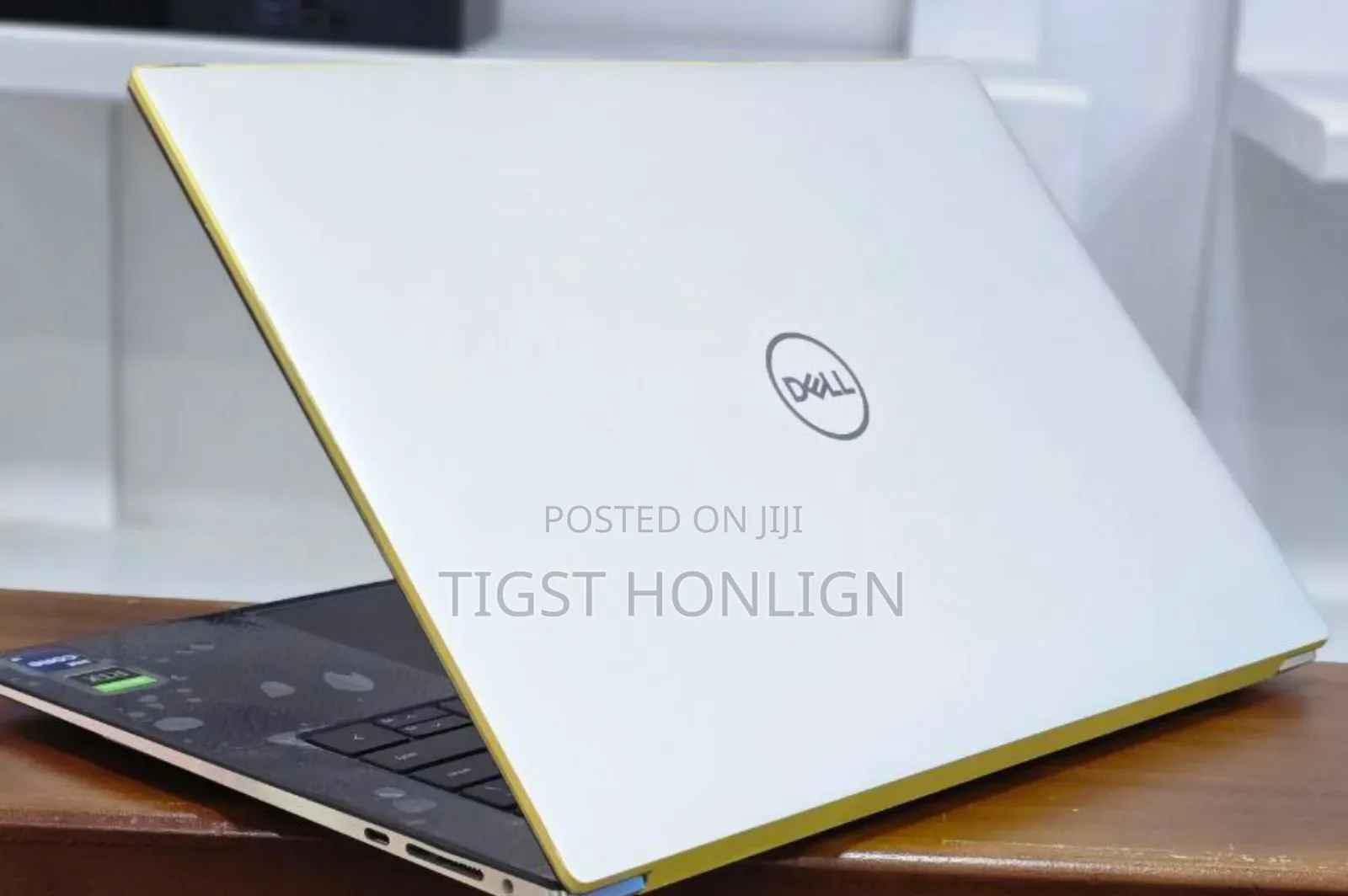 New Laptop Dell XPS 15 32GB Intel Core I9 SSD 2T