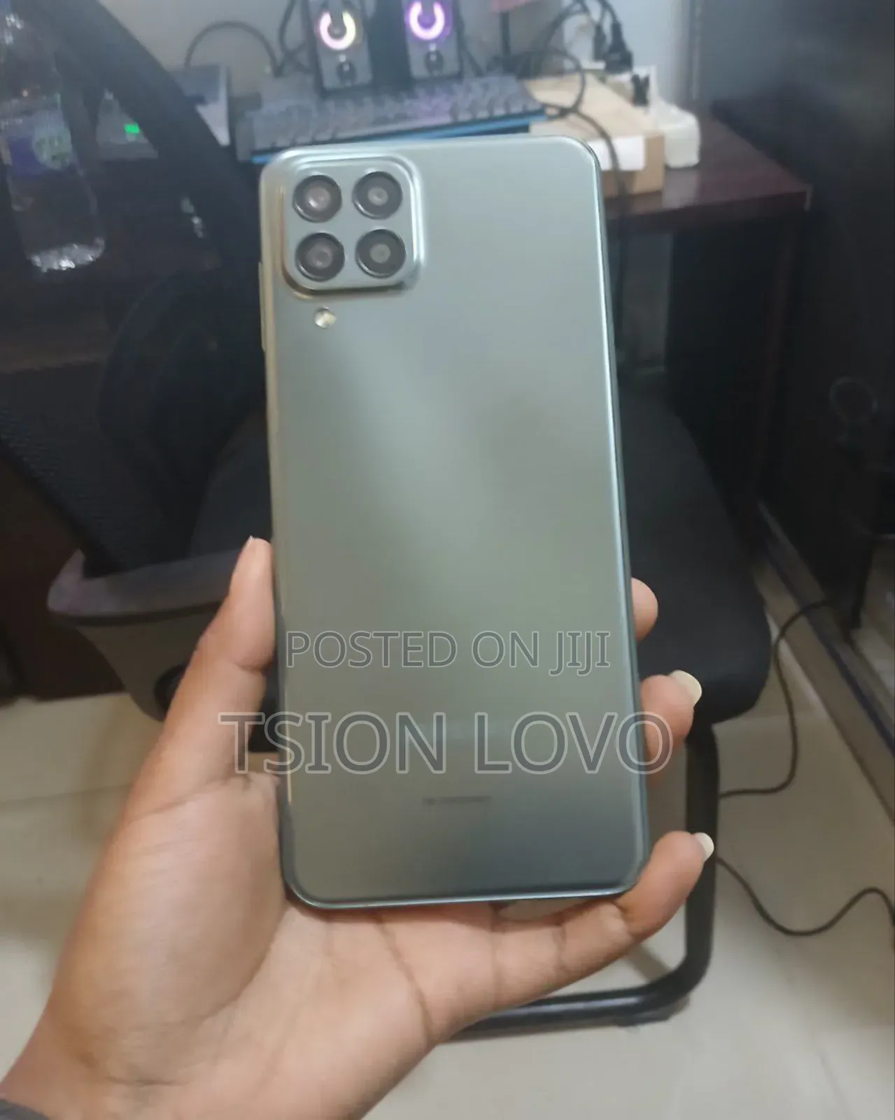 New Samsung Galaxy M33 5G 128 GB Gray