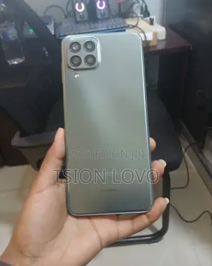 New Samsung Galaxy M33 5G 128 GB Gray