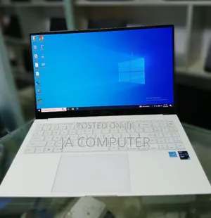 New Laptop Samsung NP-X360 8GB Intel Core I5 SSD 256GB