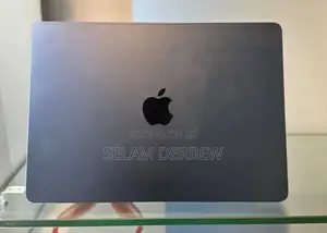 New Laptop Apple MacBook Air 2022 M2 8GB Apple M2 SSD 256GB