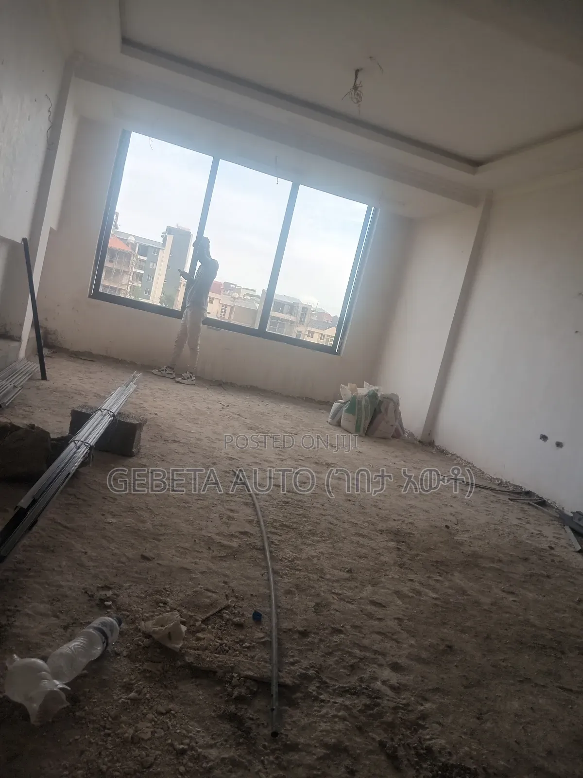 3bdrm Apartment in Project 12, Akaky Kaliti for sale