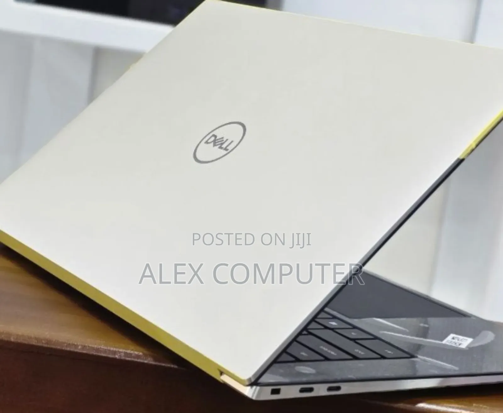 New Laptop Dell XPS 15 32GB Intel Core I9 SSD 2T