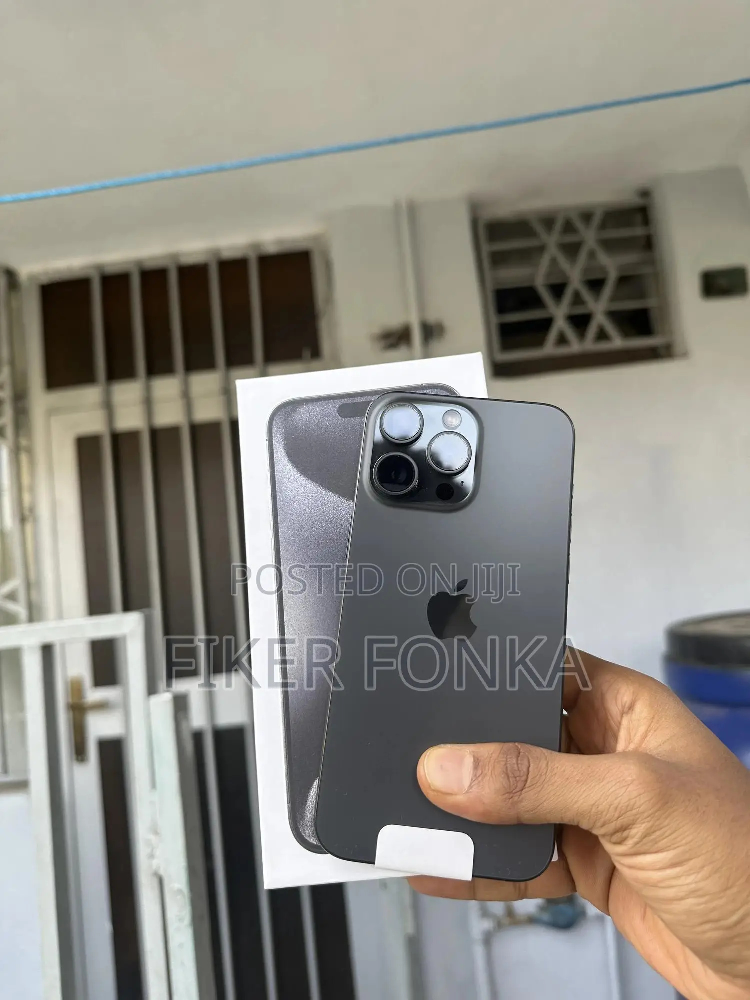 New Apple iPhone 15 Pro Max 256 GB Black