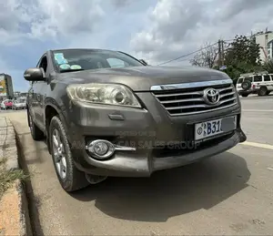 Toyota RAV4 2012 Gray