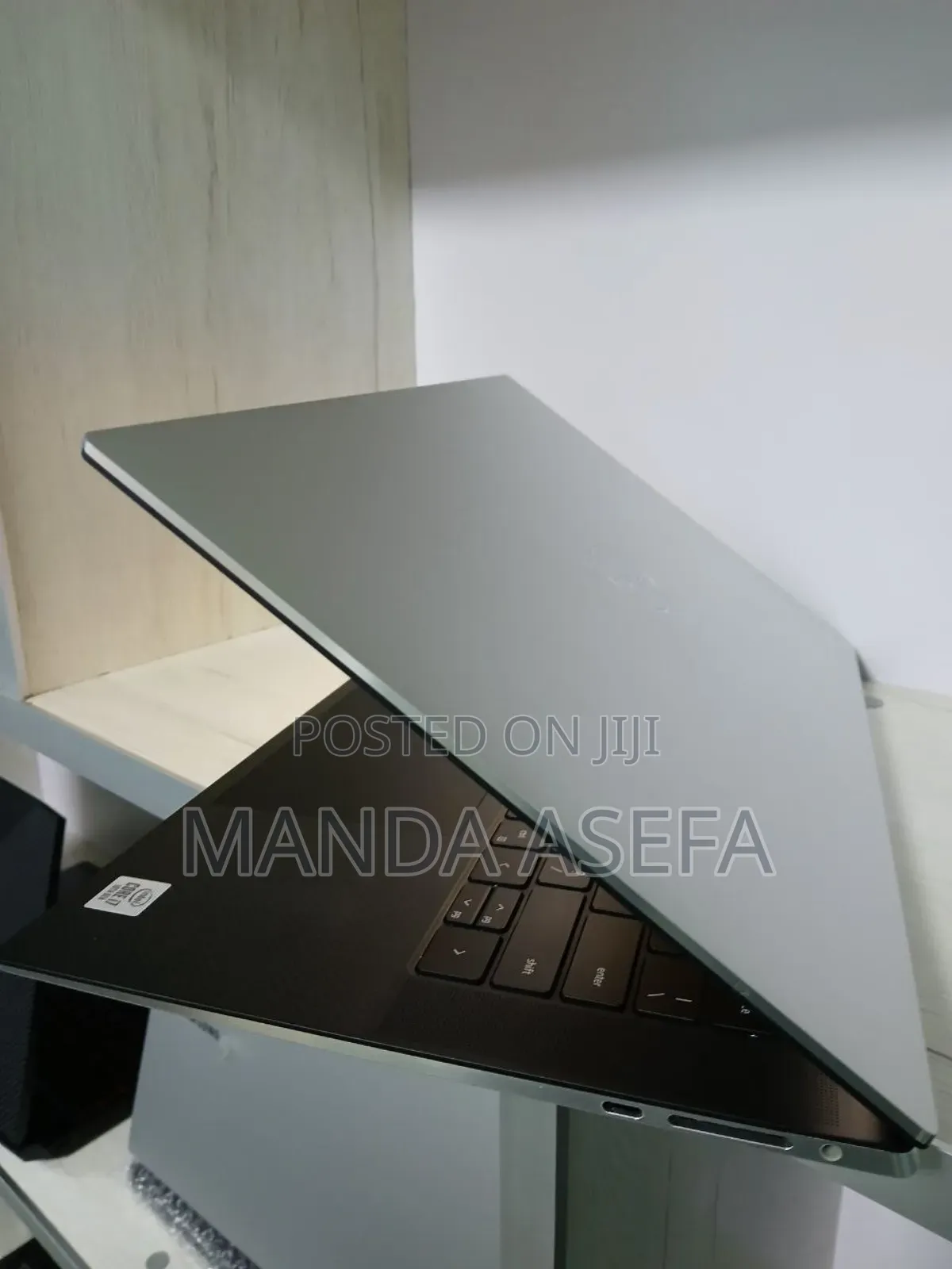 New Laptop Dell XPS 15 16GB Intel Core I7 SSD 512GB