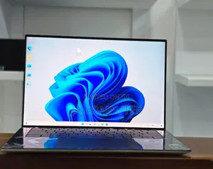 Photo - New Laptop Dell XPS 15 32GB Intel Core I9 SSD 2T