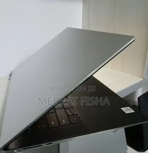 New Laptop Dell 16GB Intel Core I7 SSD 512GB