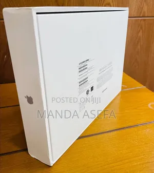 Photo - New Laptop Apple MacBook Air 8GB Apple M2 SSD 256GB