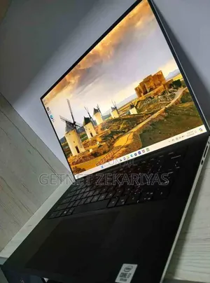 New Laptop Dell XPS 15 16GB Intel Core I7 SSD 512GB