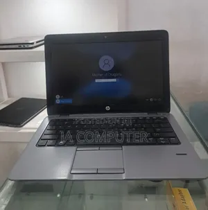 New Laptop HP EliteBook 820 8GB Intel Core I7 HDD 500GB