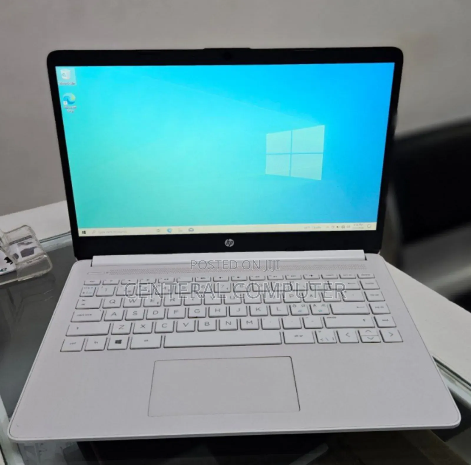 New Laptop HP 14z 4GB Intel Pentium SSD 60GB