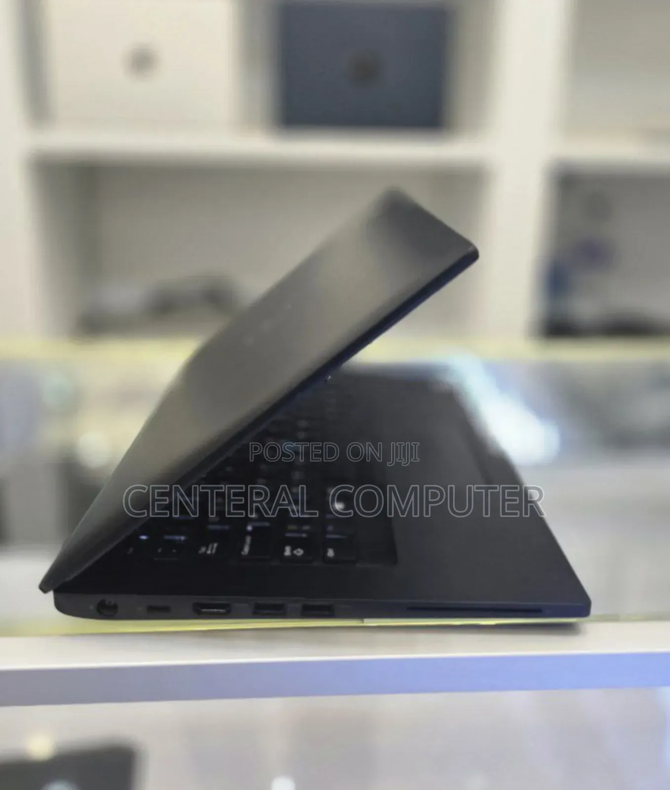 New Laptop Dell Latitude 5310 8GB Intel Core I7 SSD 512GB