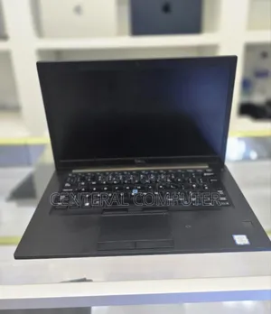 Photo - New Laptop Dell Latitude 5310 8GB Intel Core I7 SSD 512GB