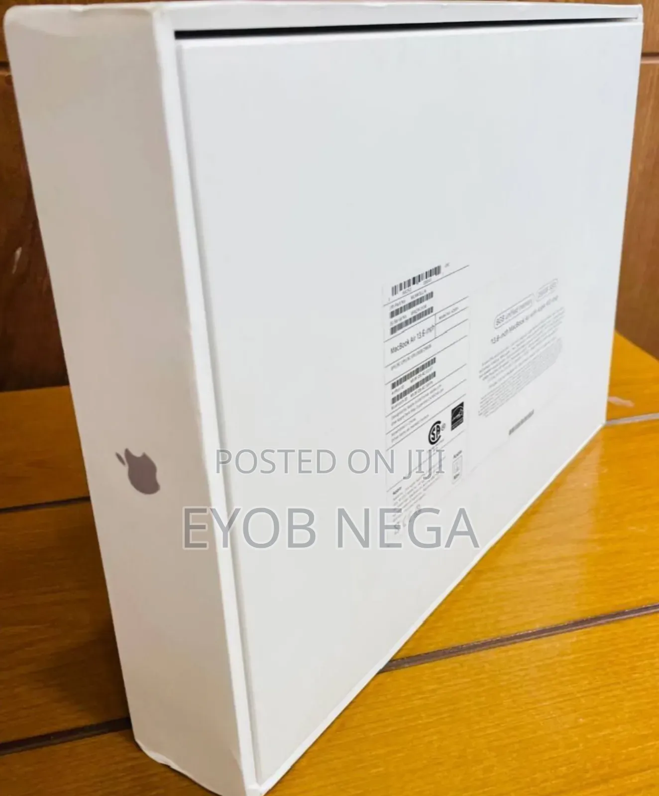 New Laptop Apple MacBook Air 2020 8GB Apple M2 SSD 256GB