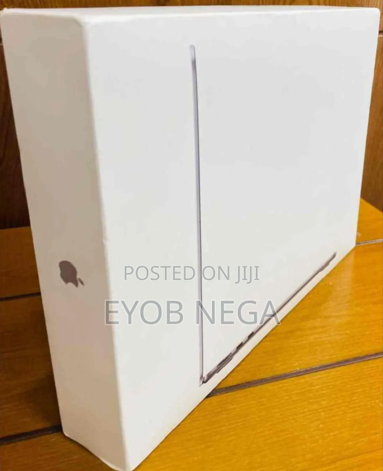 New Laptop Apple MacBook Air 2020 8GB Apple M2 SSD 256GB