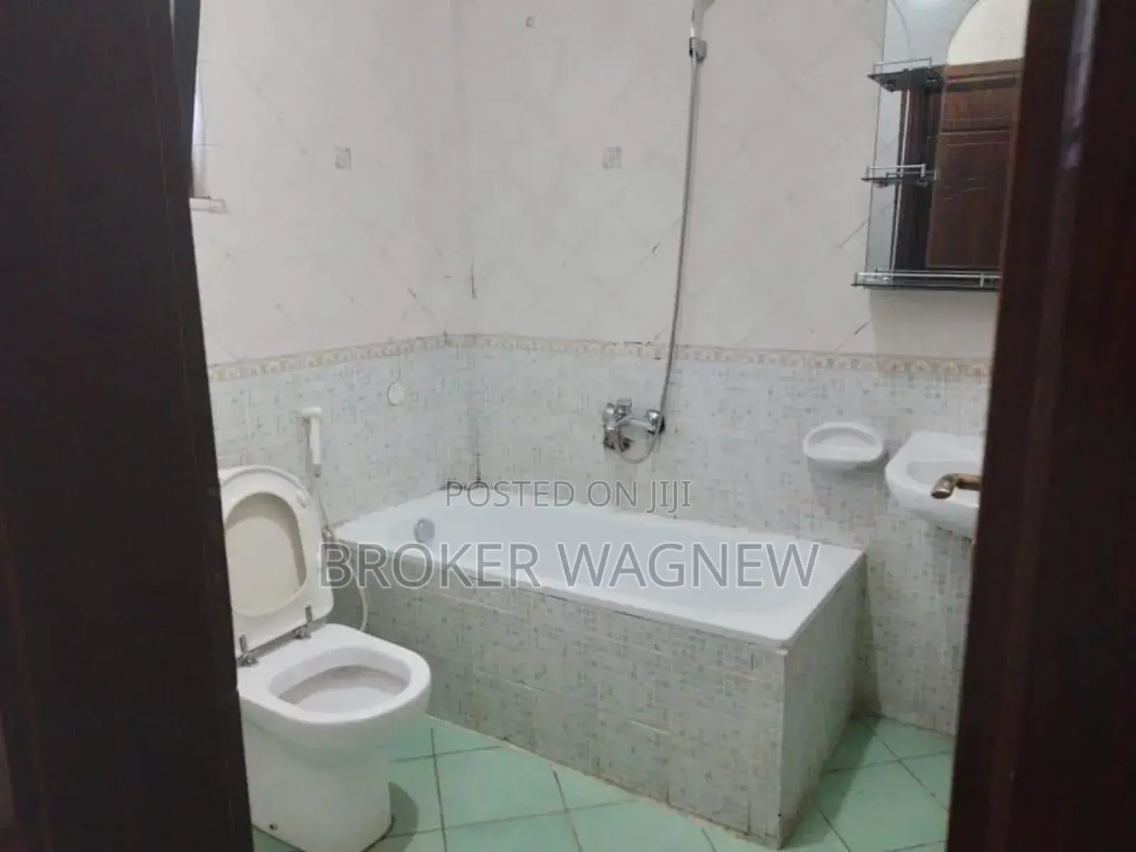 Furnished 2bdrm House in Bole for rent