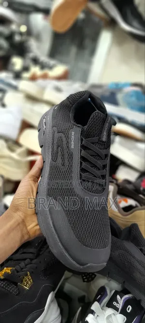 Photo - Sketchers Go Walk Master Quality