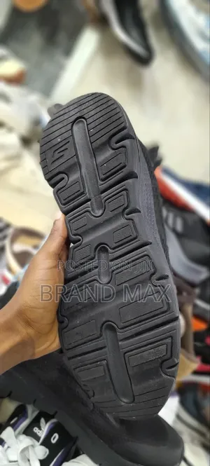 Sketchers Go Walk Master Quality