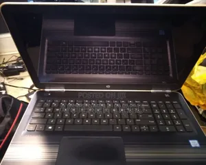 Laptop HP Pavilion 15 6GB Intel Core I5 HDD 1T