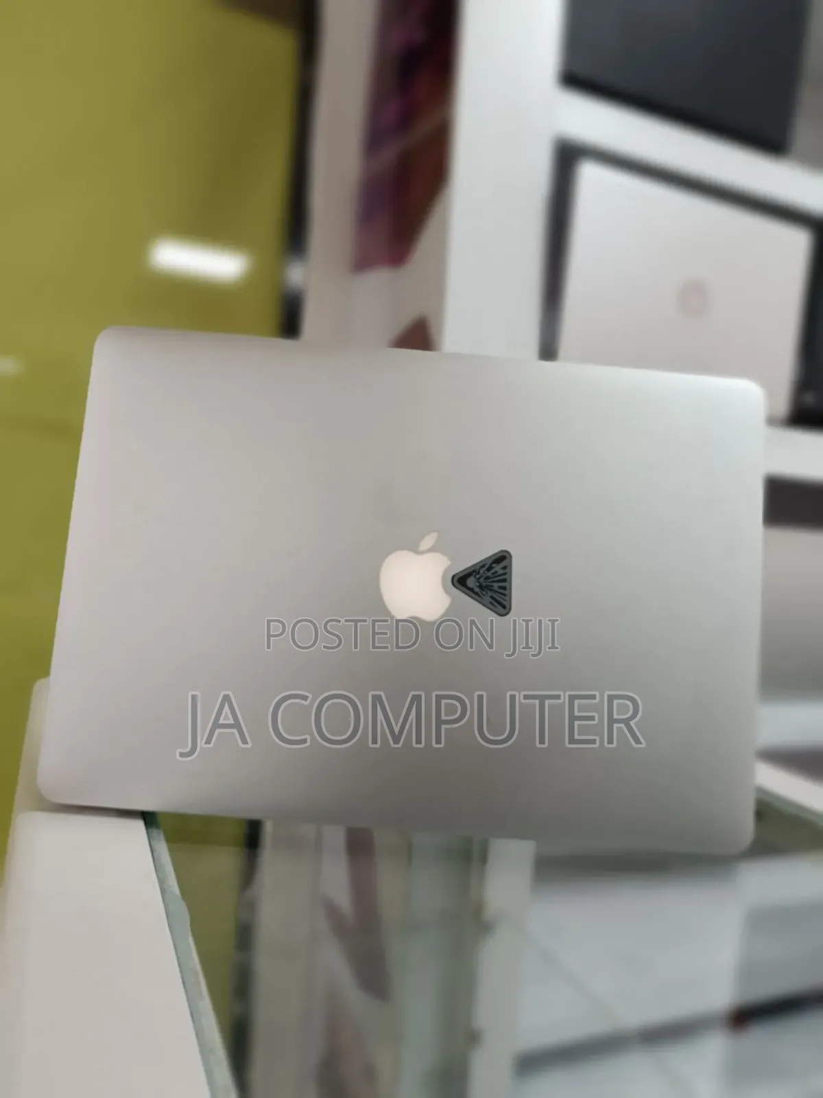 Laptop Apple MacBook Pro 2015 16GB Intel Core I7 SSD 512GB