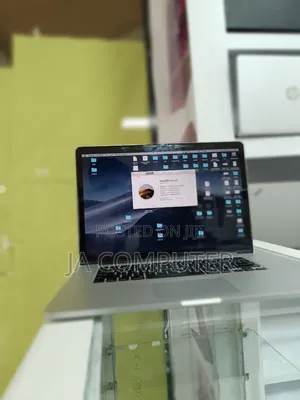 Laptop Apple MacBook Pro 2015 16GB Intel Core I7 SSD 512GB