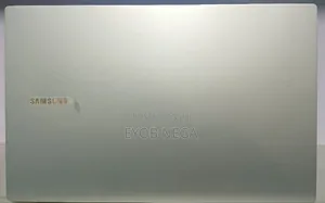 New Laptop Samsung 8GB Intel Core I5 SSD 256GB