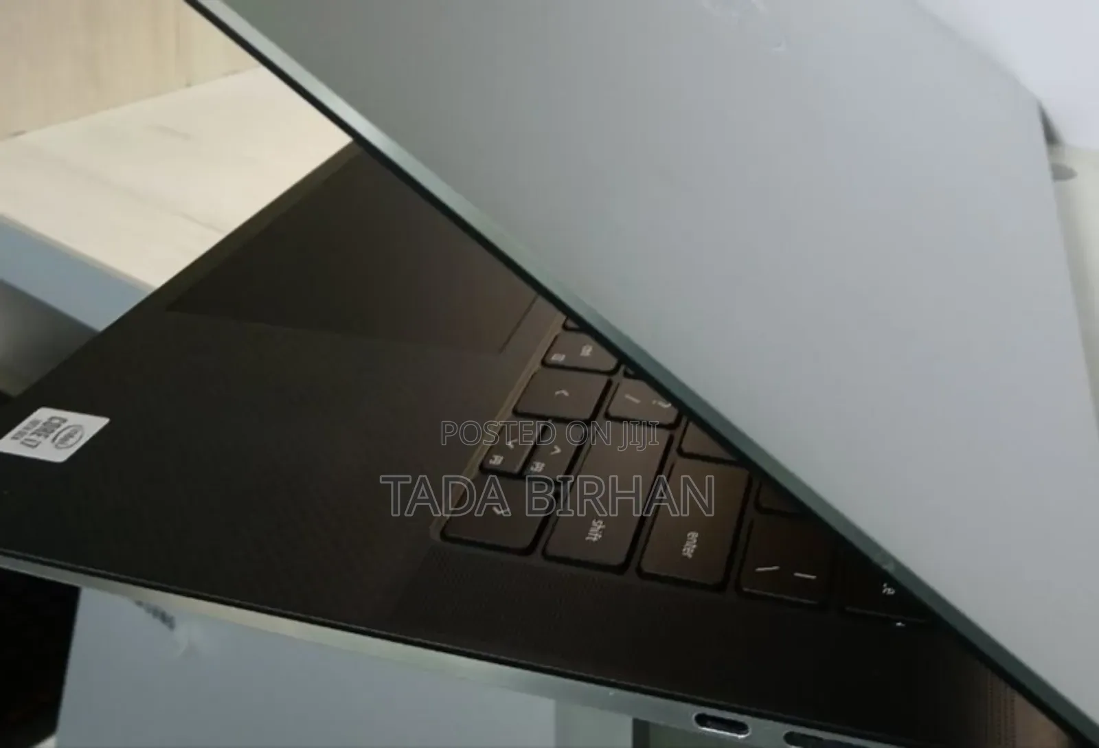 New Laptop Dell XPS 15 16GB Intel Core I7 SSD 512GB