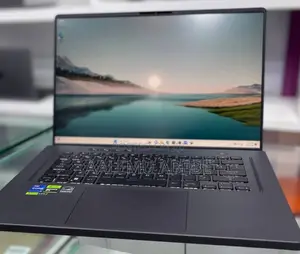 New Laptop Asus ROG Zephyrus G16 16GB Intel Core I7 SSD 512GB