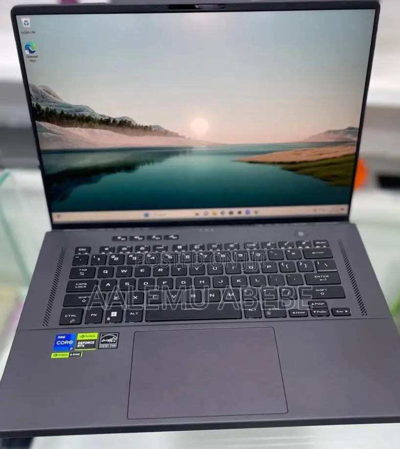 New Laptop Asus ROG Zephyrus G16 16GB Intel Core I7 SSD 512GB