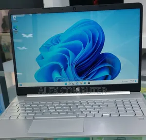 New Laptop HP Stream Notebook 8GB Intel Core I5 SSD 512GB