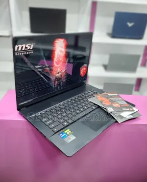 New Laptop MSI Crosshair 17 16GB Intel Core I7 SSD 1T