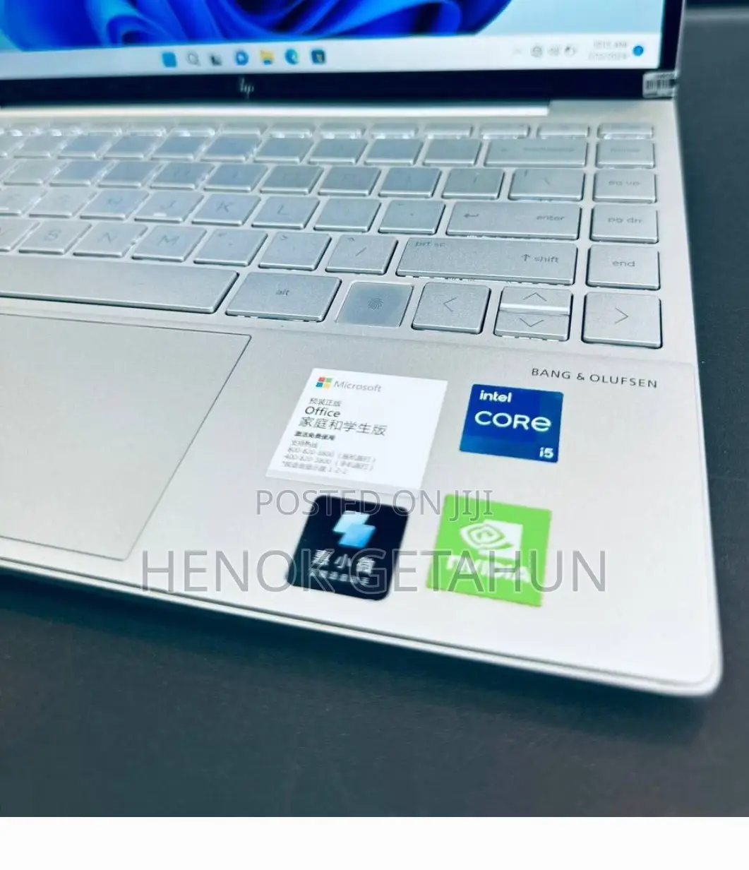 New Laptop HP Envy X360 16GB Intel Core I5 SSD 512GB