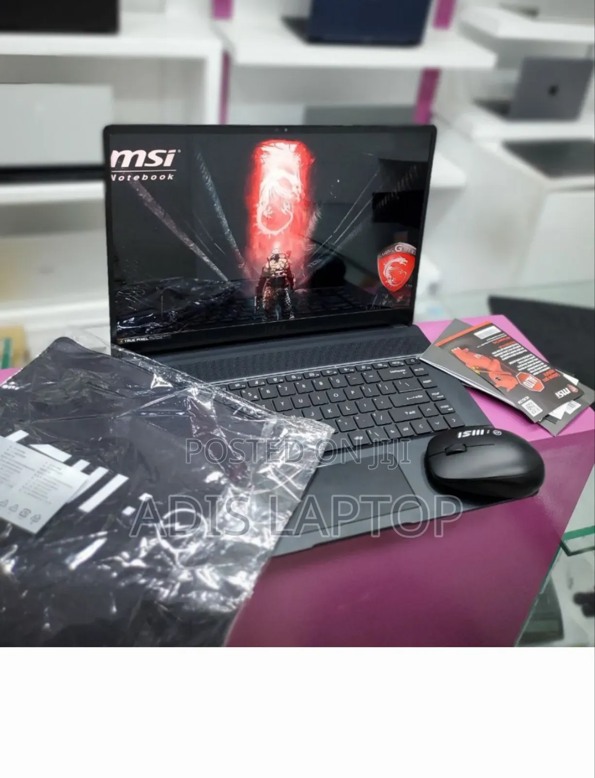 New Laptop MSI Creator 17 B11ug-414 16GB Intel Core I7 SSD 1T