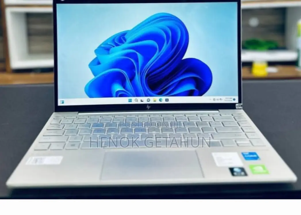 New Laptop HP Envy X360 16GB Intel Core I5 SSD 512GB