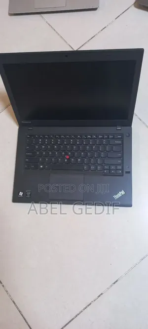 Photo - New Laptop Lenovo ThinkPad T450 4GB Intel Core I5 SSD 500GB