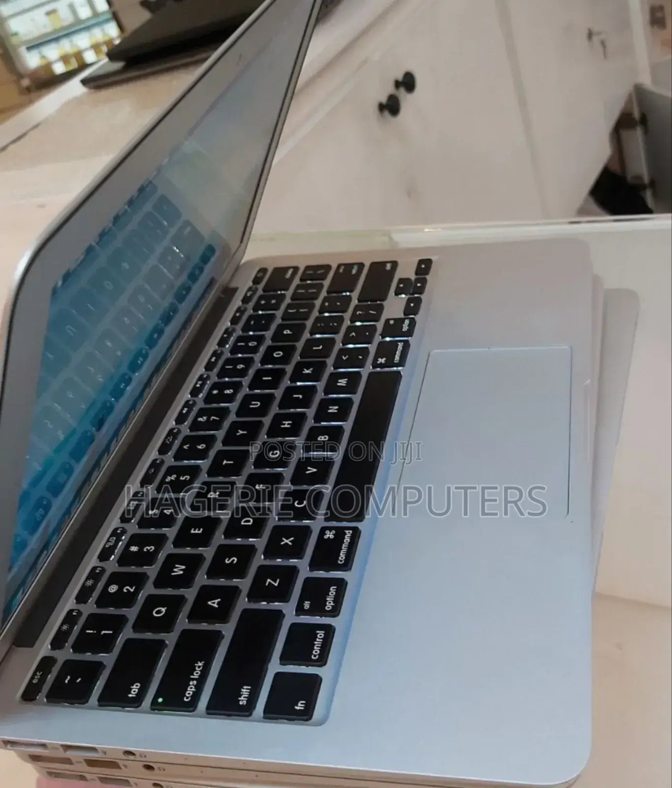 New Laptop Apple MacBook Air 2015 4GB Intel Core I5 SSD 128GB