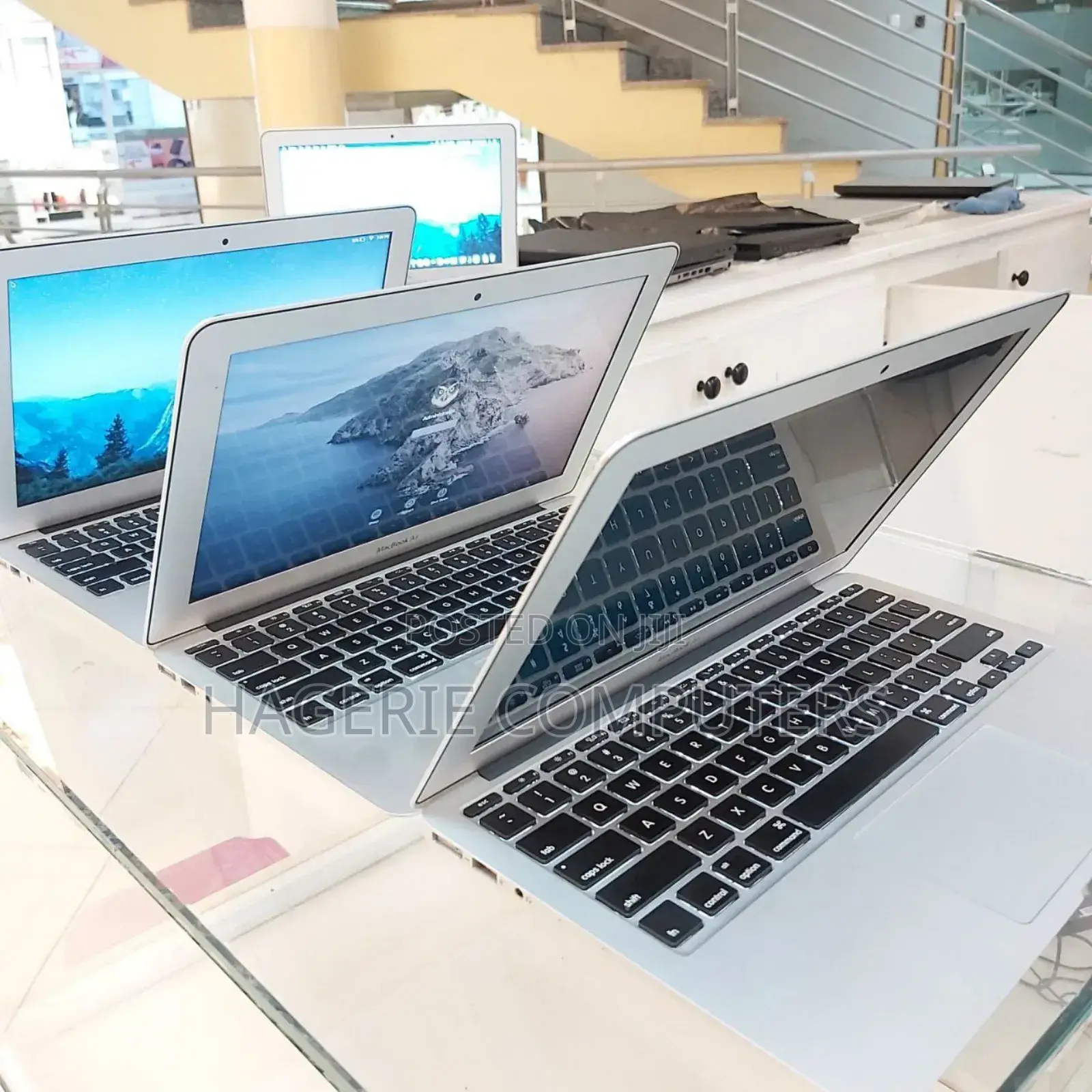 New Laptop Apple MacBook Air 2015 4GB Intel Core I5 SSD 128GB