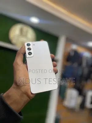 Samsung Galaxy S22 5G 256 GB White