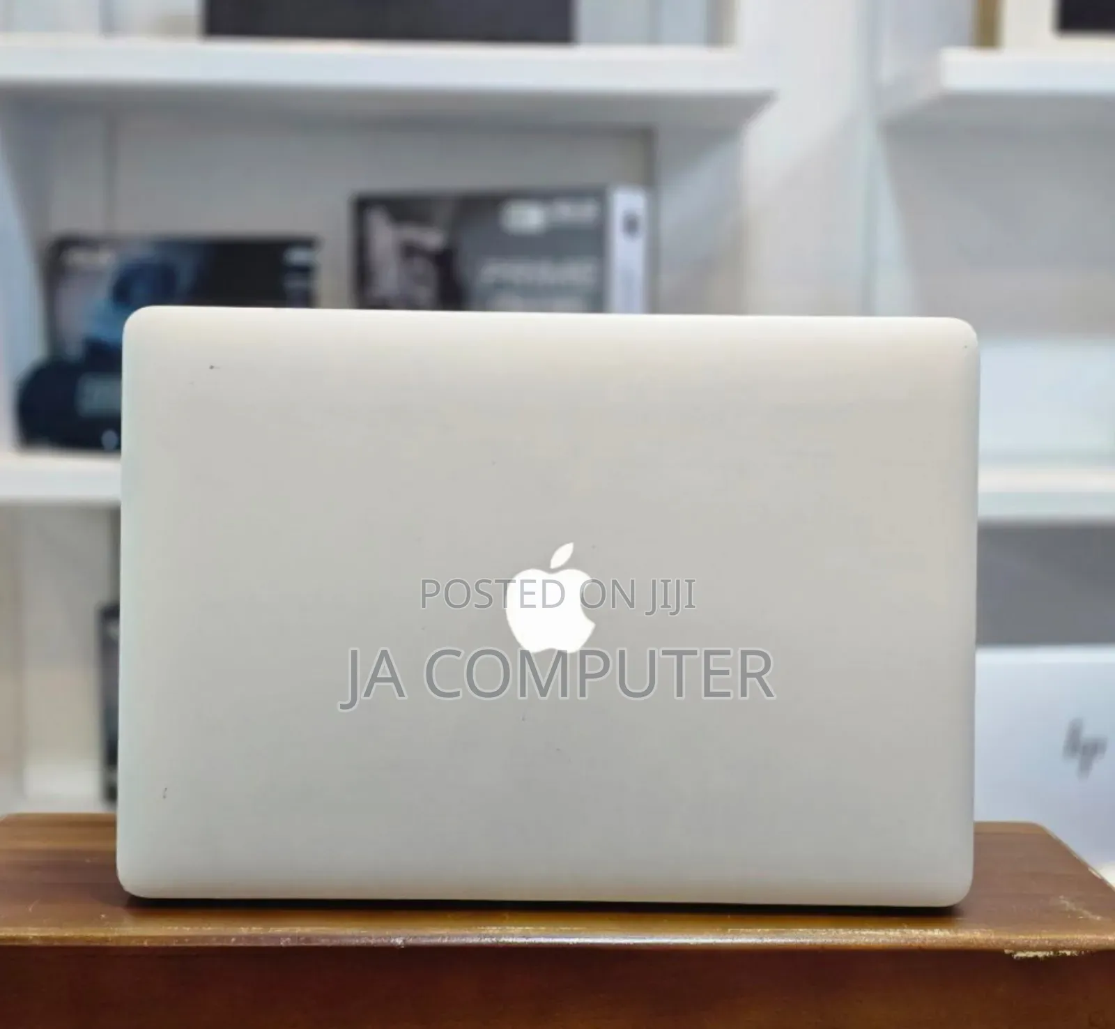 New Laptop Apple MacBook Pro 2015 16GB Intel Core I7 SSD 512GB